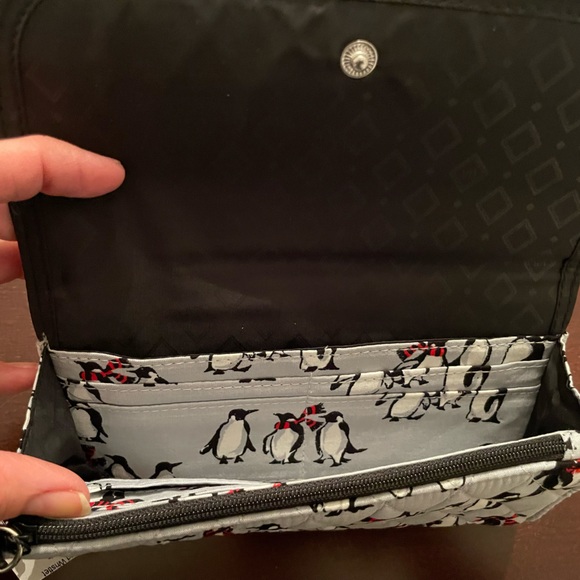 Vera Bradley penguin wallet / wristlet NEW - Picture 4 of 6